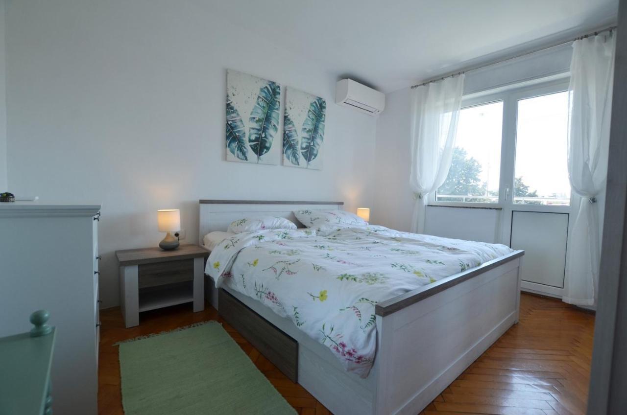 Sarah Apartment Rovinj Exterior photo